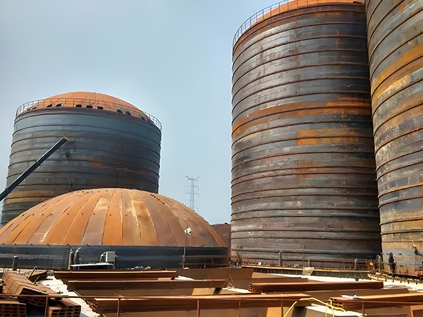 青湖路街道焦粉钢板仓